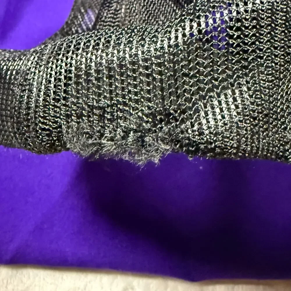 Bass Pro Shop “Gone fishing” Trucker cap Snagging on side of mesh